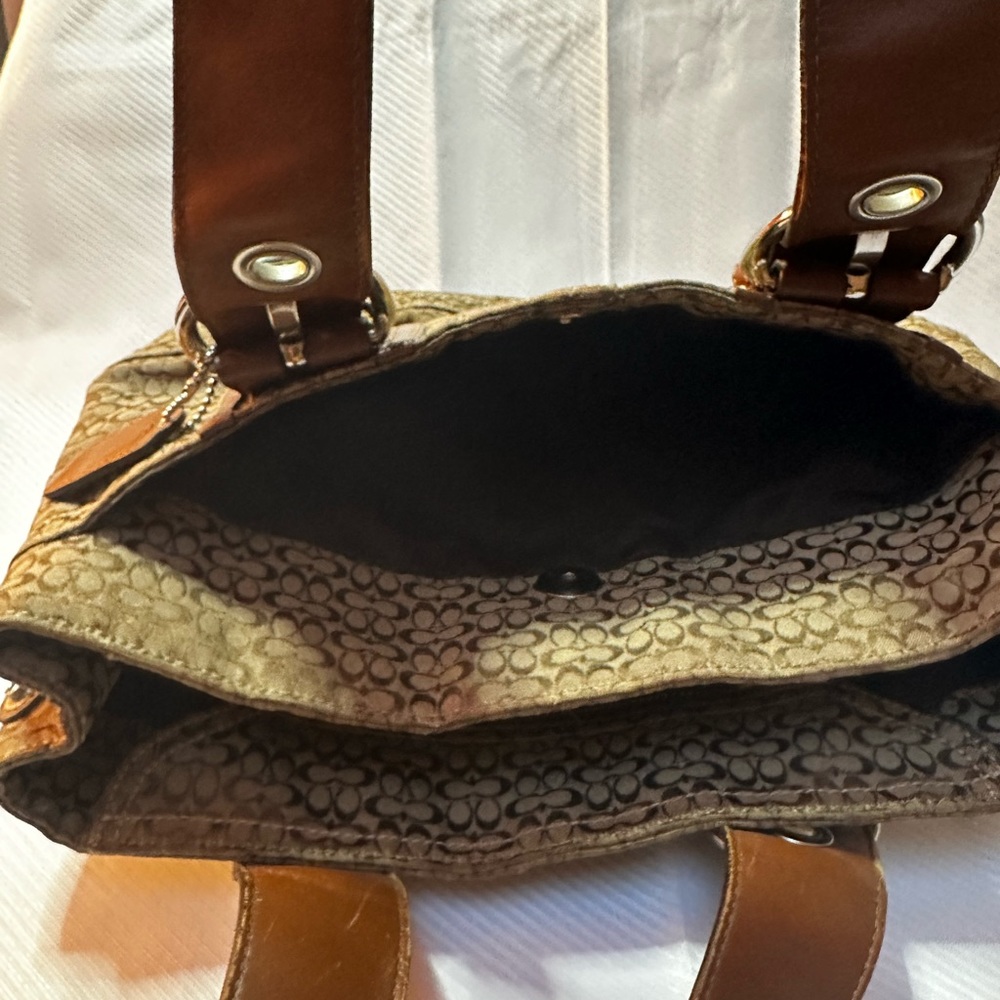 Coach Womens SOHO Pleated Signature Brown Satchel Handbag C0867-F12310 Leather - Picture 2 of 5